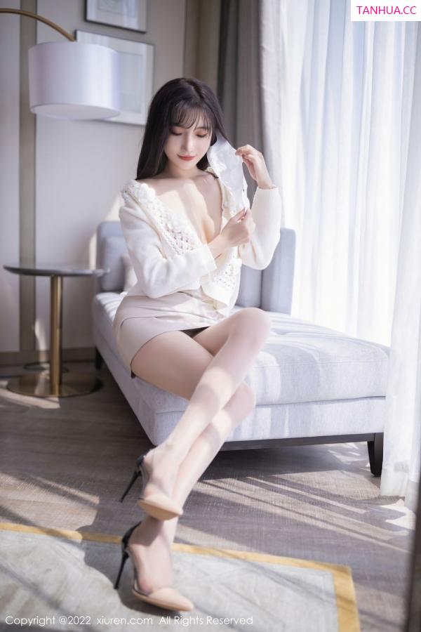 陆萱萱  [XiuRen]高清写真图 2022.10.27 No.5771 陆萱萱第6张图片